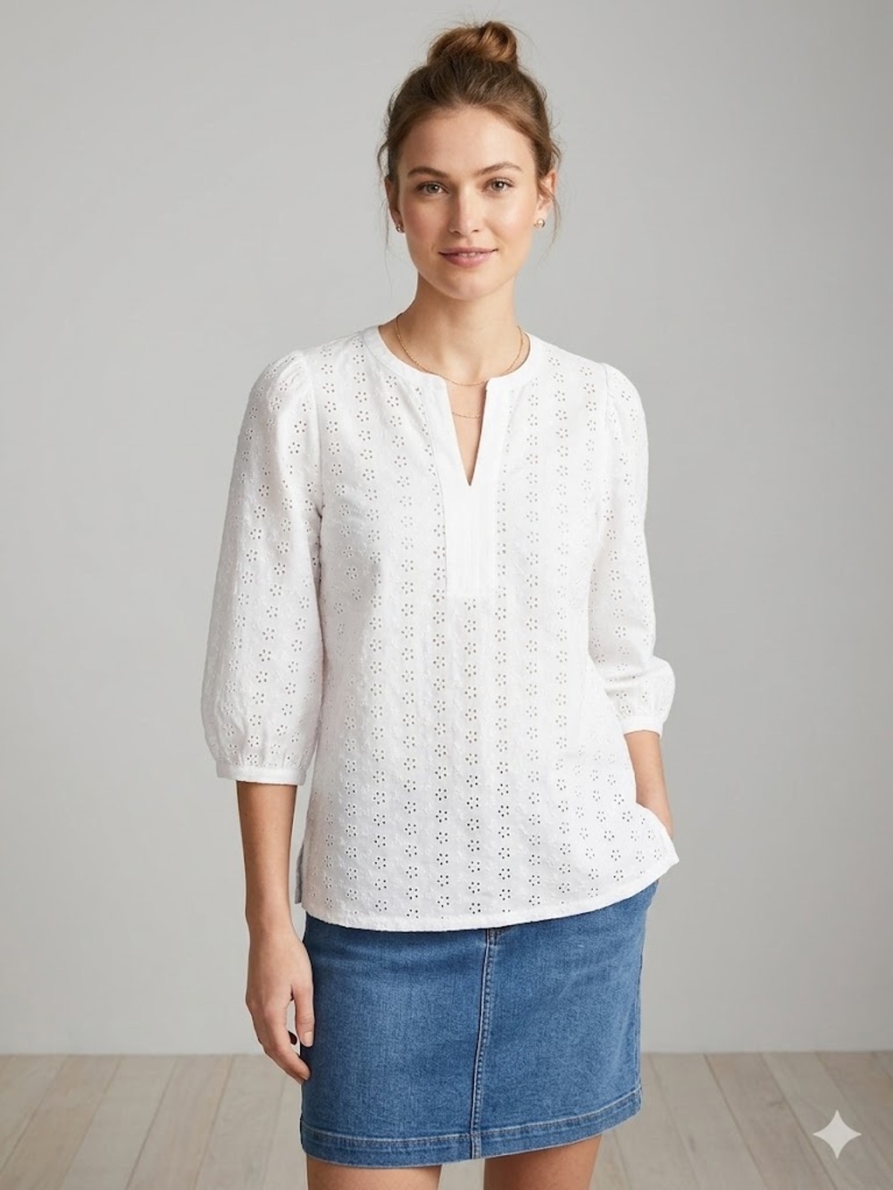 J. Jill White Eyelet Split V-Neck Top, Size XS petite